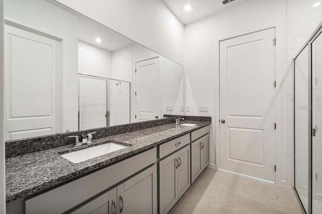 For Rent: $4,300 (3 beds, 2 baths, 1671 Square Feet)