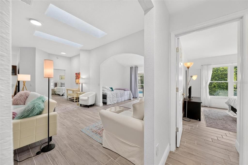 На продажу: $569,900 (3 спален, 2 ванн, 2058 Квадратных фут)