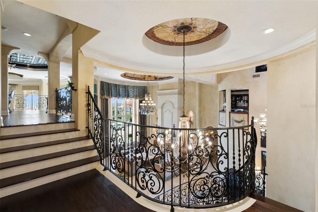 For Sale: $4,850,000 (5 beds, 8 baths, 10648 Square Feet)