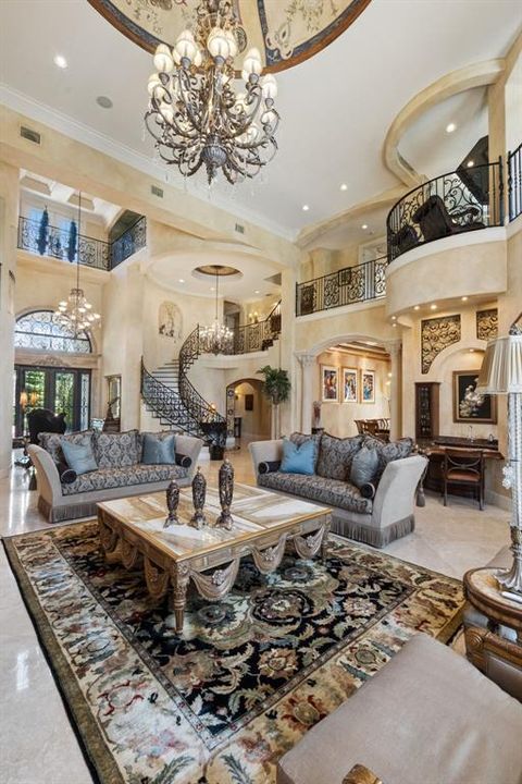 For Sale: $4,850,000 (5 beds, 8 baths, 10648 Square Feet)