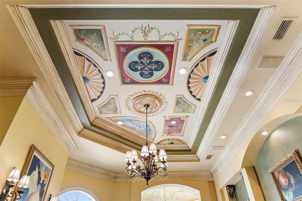 For Sale: $4,850,000 (5 beds, 8 baths, 10648 Square Feet)