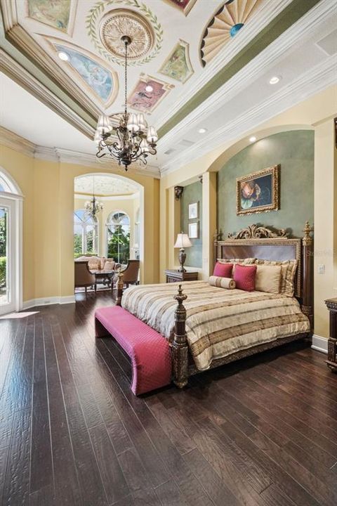 For Sale: $4,850,000 (5 beds, 8 baths, 10648 Square Feet)