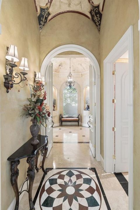 For Sale: $4,850,000 (5 beds, 8 baths, 10648 Square Feet)