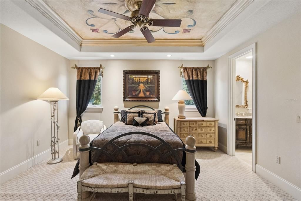 For Sale: $4,850,000 (5 beds, 8 baths, 10648 Square Feet)