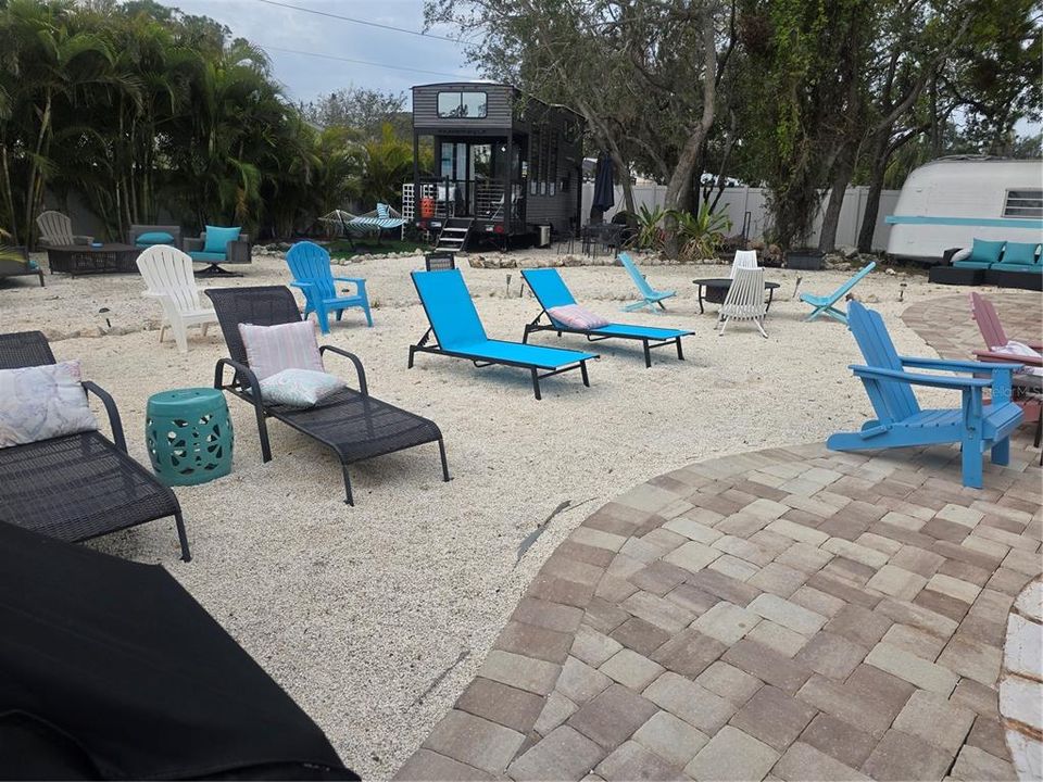 For Sale: $1,500,000 (4 beds, 3 baths, 3133 Square Feet)