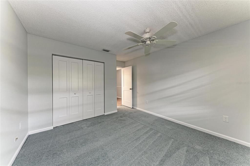 For Sale: $275,500 (2 beds, 2 baths, 1261 Square Feet)