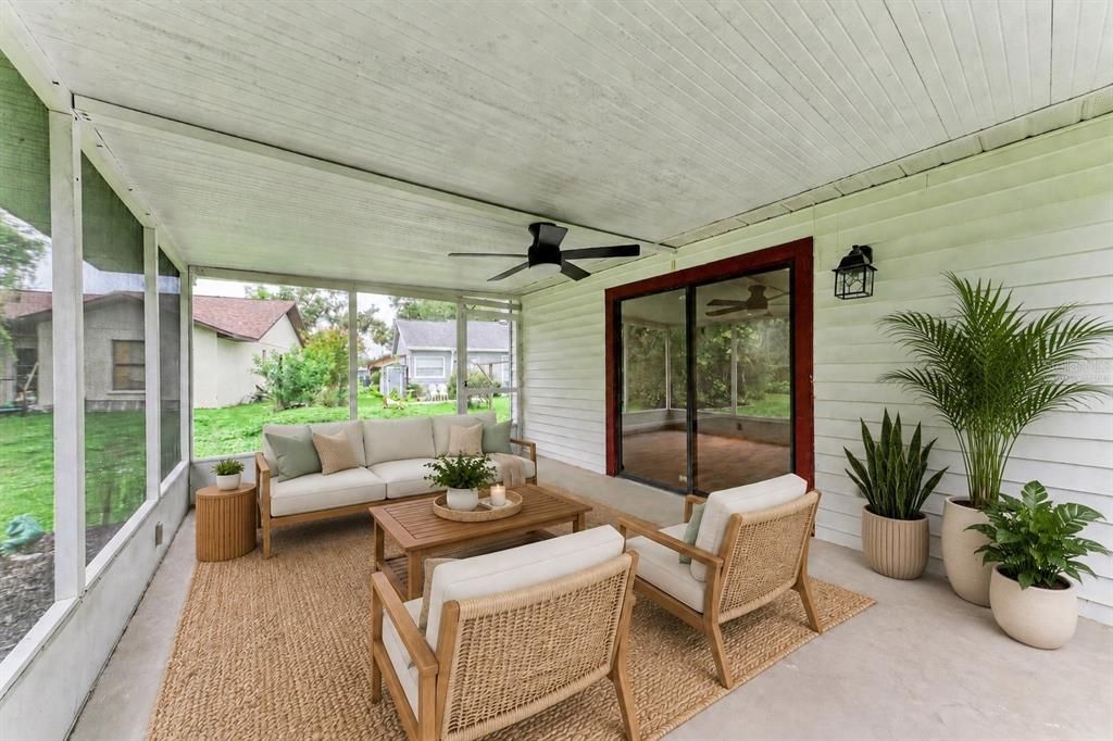 For Sale: $275,500 (2 beds, 2 baths, 1261 Square Feet)