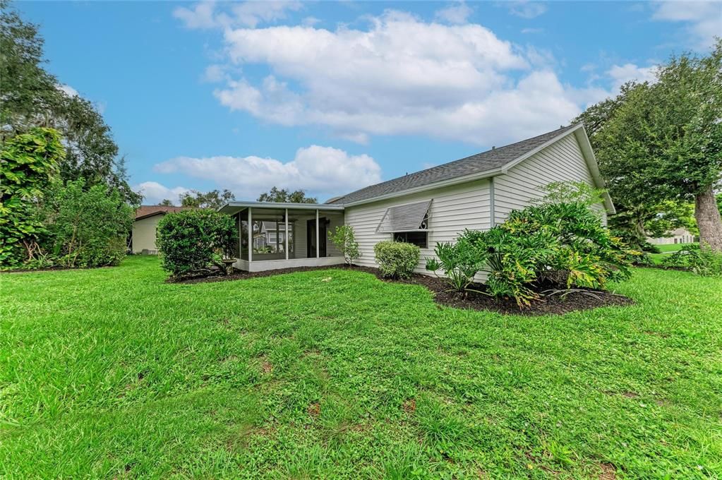 For Sale: $275,500 (2 beds, 2 baths, 1261 Square Feet)