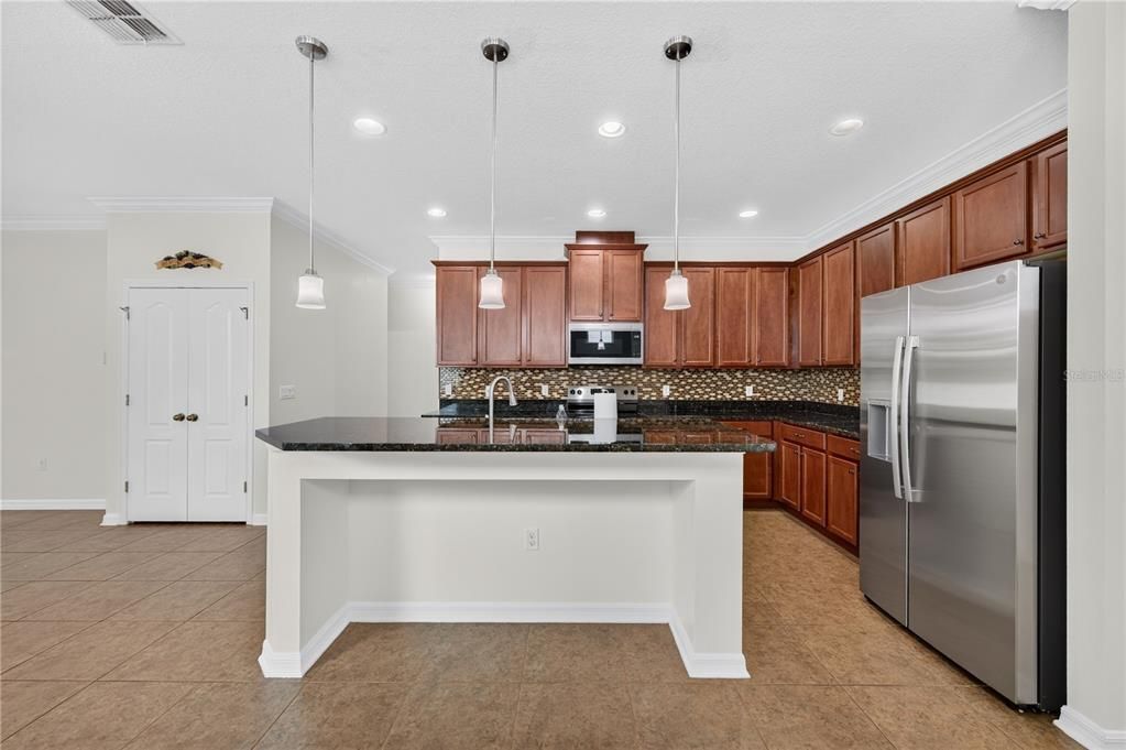 For Sale: $495,000 (4 beds, 2 baths, 2112 Square Feet)