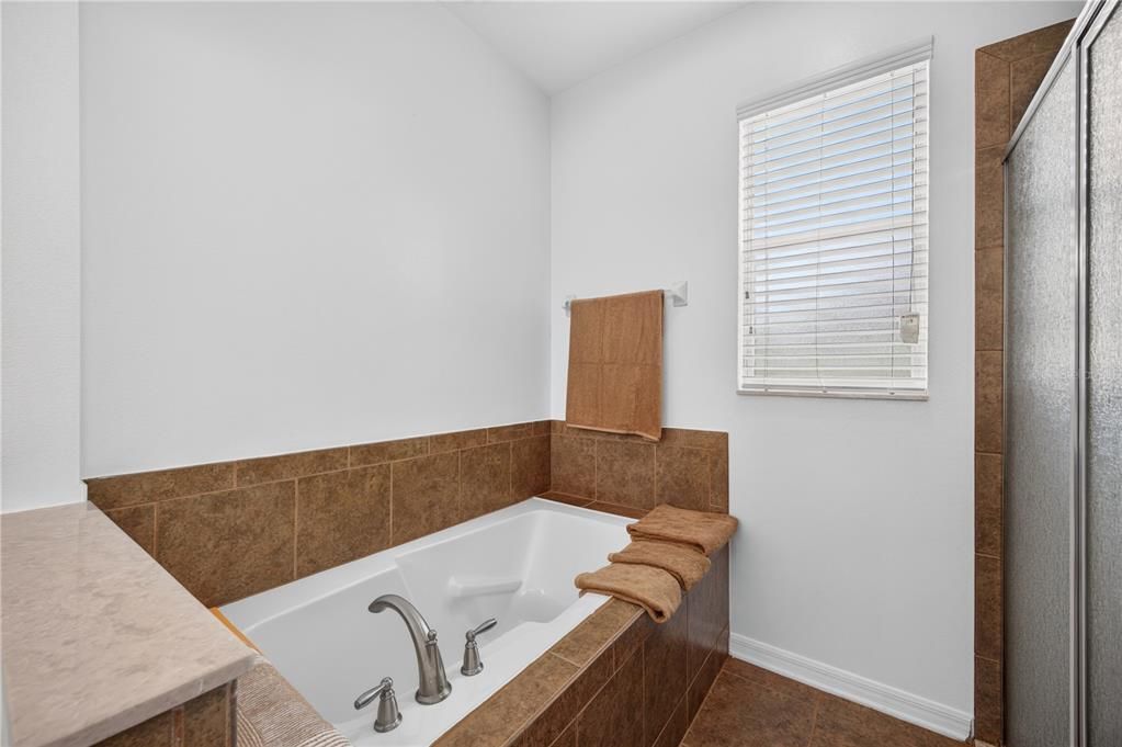 For Sale: $495,000 (4 beds, 2 baths, 2112 Square Feet)