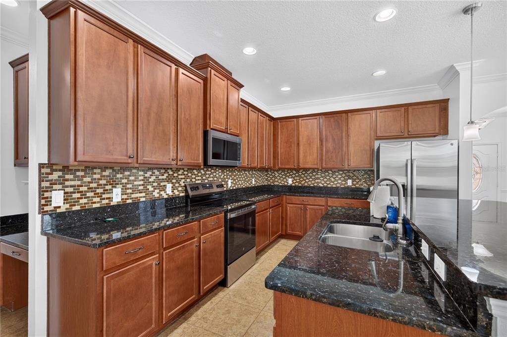 For Sale: $495,000 (4 beds, 2 baths, 2112 Square Feet)