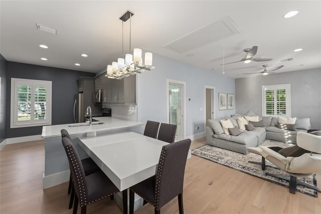 En Venta: $4,495,000 (4 camas, 3 baños, 5534 Pies cuadrados)