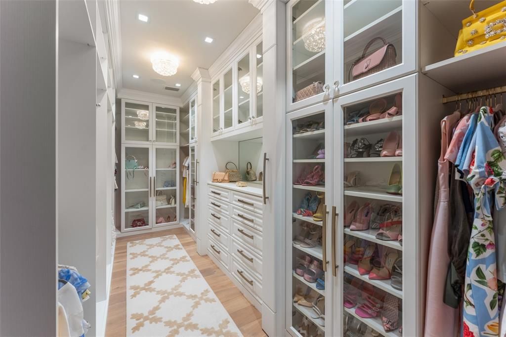 En Venta: $4,495,000 (4 camas, 3 baños, 5534 Pies cuadrados)