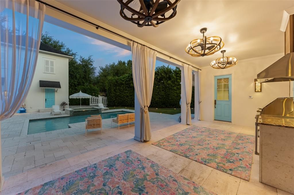 En Venta: $4,495,000 (4 camas, 3 baños, 5534 Pies cuadrados)