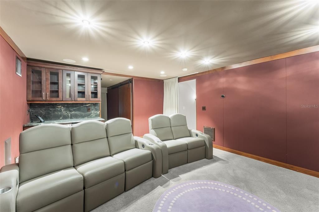 En Venta: $4,495,000 (4 camas, 3 baños, 5534 Pies cuadrados)