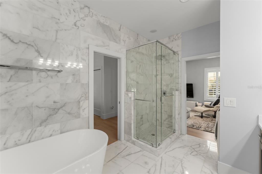 En Venta: $4,495,000 (4 camas, 3 baños, 5534 Pies cuadrados)