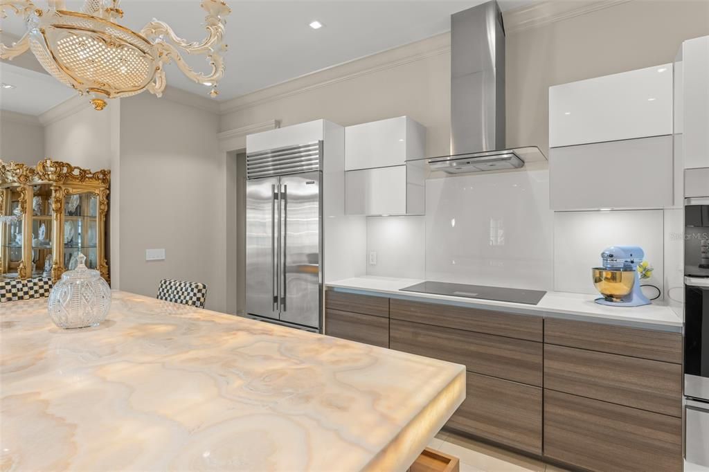 En Venta: $4,495,000 (4 camas, 3 baños, 5534 Pies cuadrados)