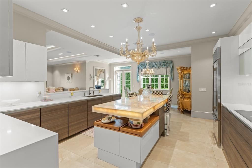 En Venta: $4,495,000 (4 camas, 3 baños, 5534 Pies cuadrados)