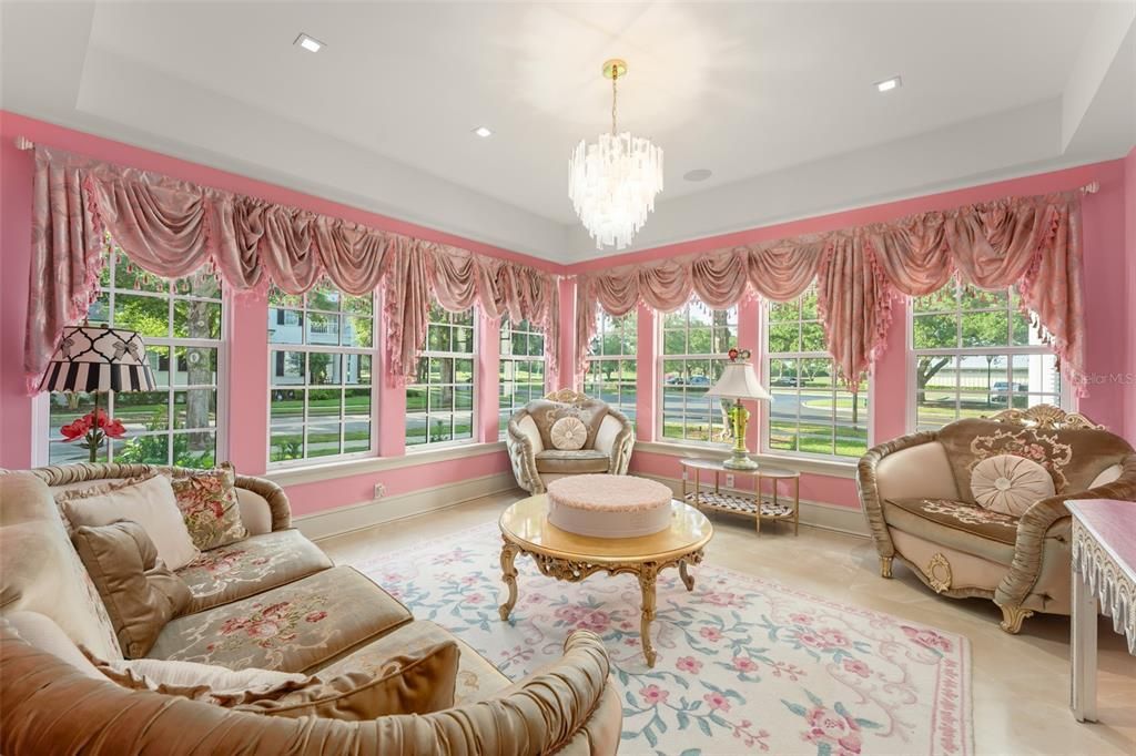 En Venta: $4,495,000 (4 camas, 3 baños, 5534 Pies cuadrados)