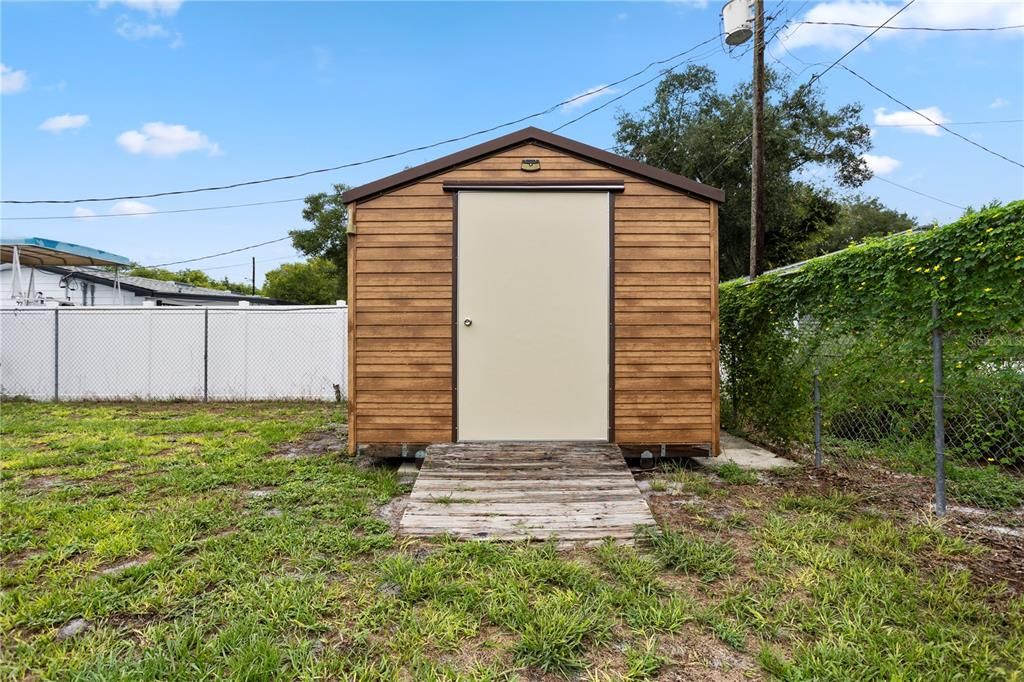 For Sale: $289,000 (3 beds, 2 baths, 1081 Square Feet)
