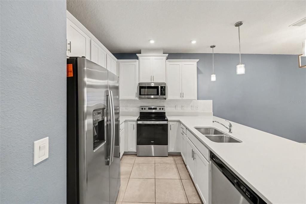 En Venta: $359,900 (3 camas, 2 baños, 1603 Pies cuadrados)