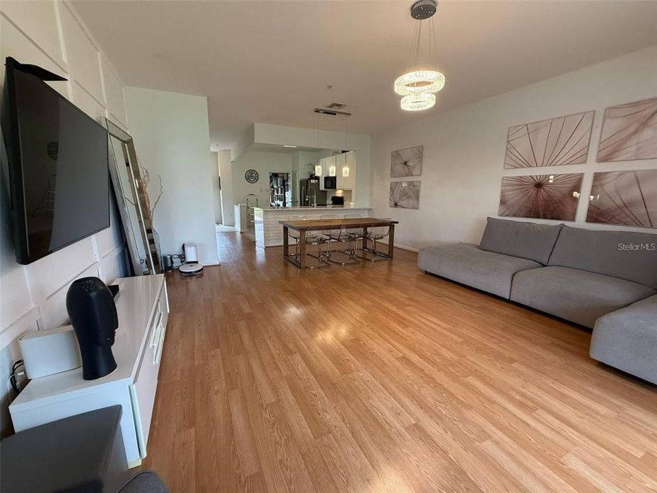 В аренду: $2,500 (2 спален, 2 ванн, 1650 Квадратных фут)