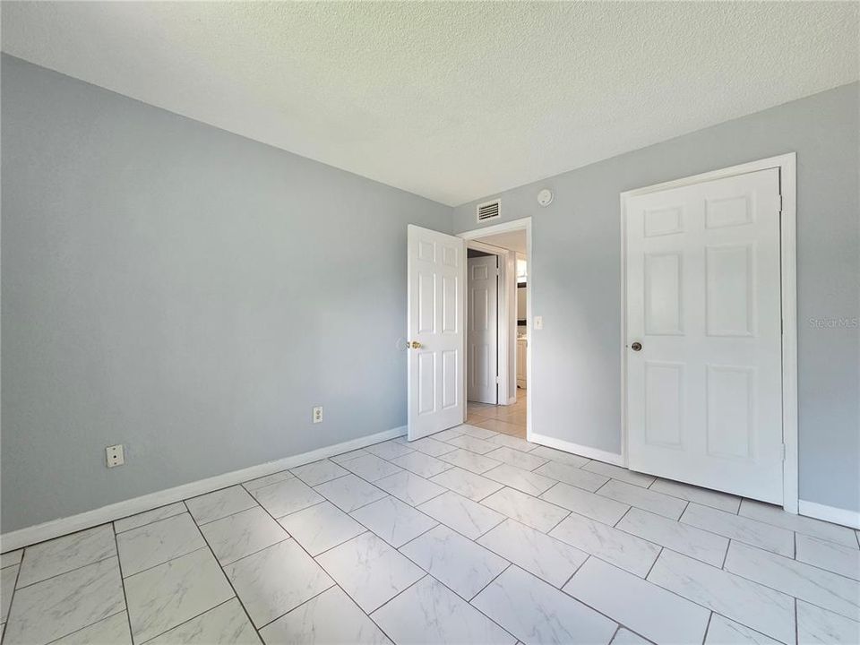 For Rent: $1,625 (3 beds, 2 baths, 1200 Square Feet)