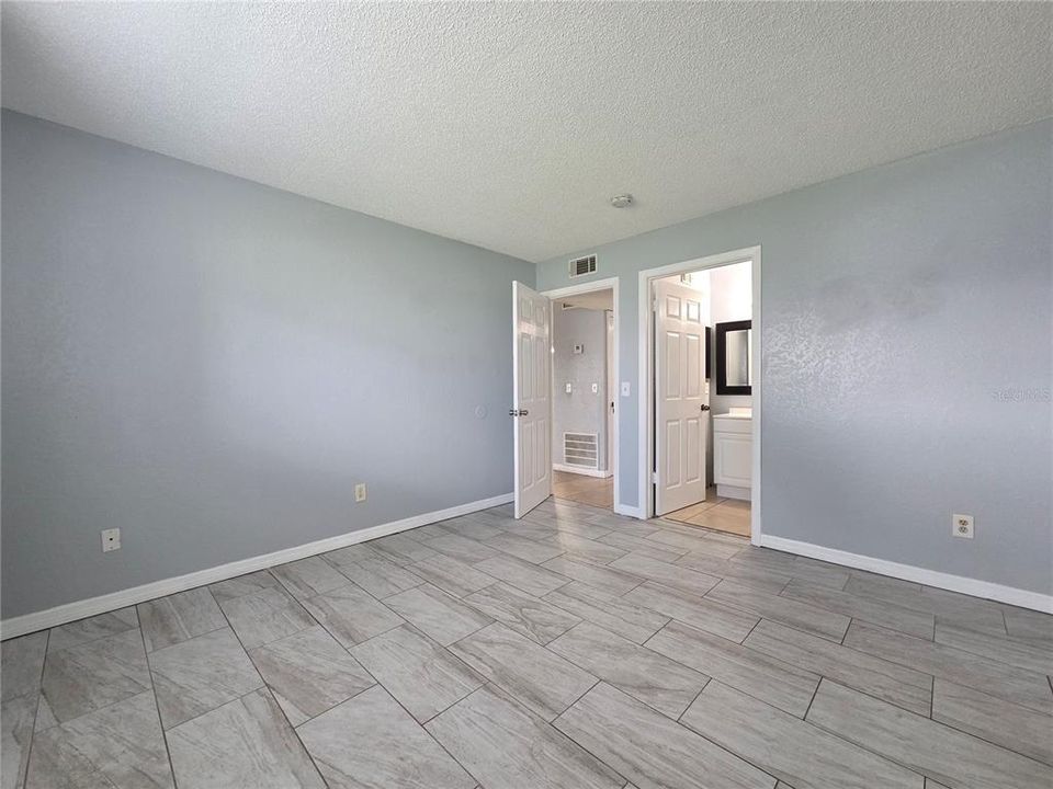 For Rent: $1,625 (3 beds, 2 baths, 1200 Square Feet)
