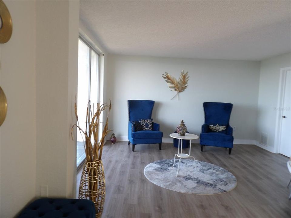 For Sale: $339,000 (2 beds, 2 baths, 1545 Square Feet)