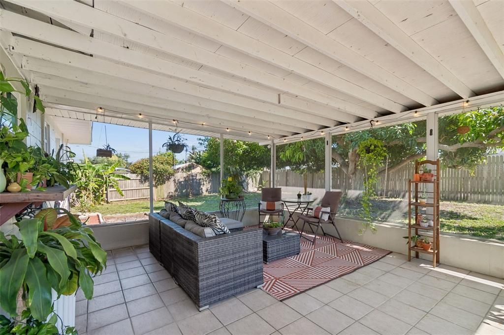 En Venta: $415,000 (2 camas, 2 baños, 1024 Pies cuadrados)