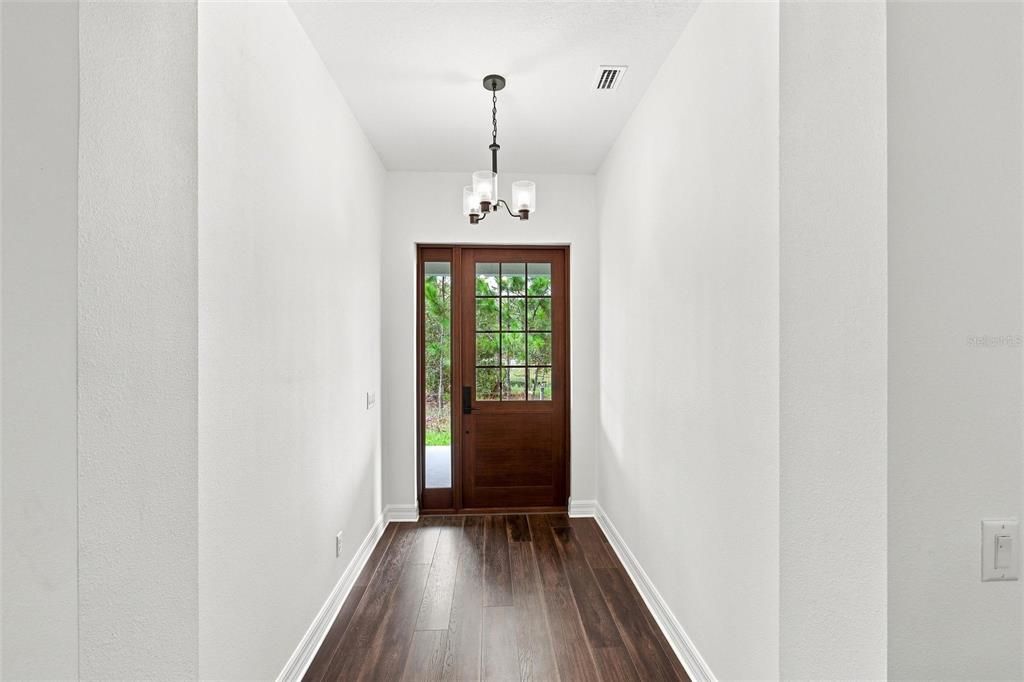 En Venta: $4,900,000 (3 camas, 3 baños, 2368 Pies cuadrados)
