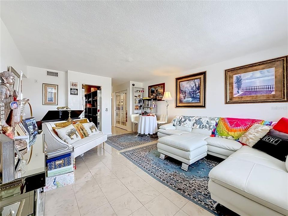 En Venta: $189,999 (2 camas, 1 baños, 1140 Pies cuadrados)