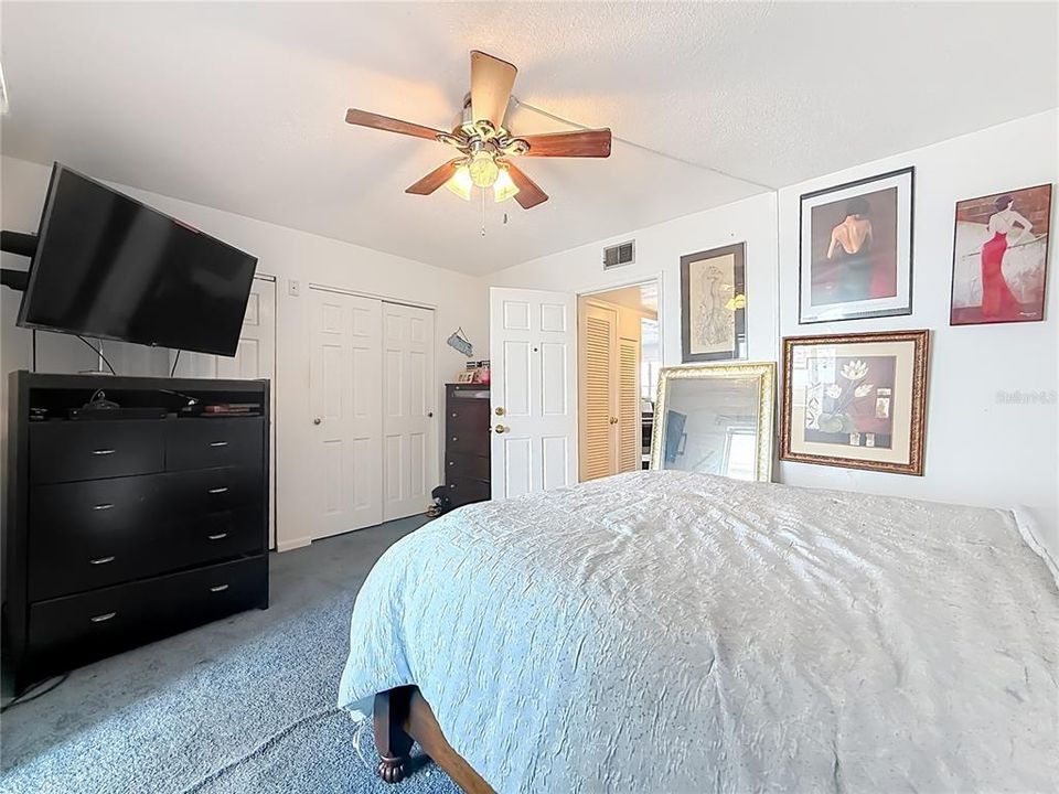 En Venta: $189,999 (2 camas, 1 baños, 1140 Pies cuadrados)