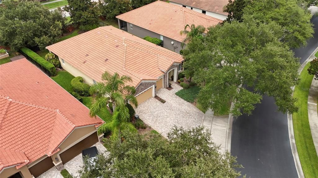 For Sale: $685,000 (3 beds, 3 baths, 2534 Square Feet)
