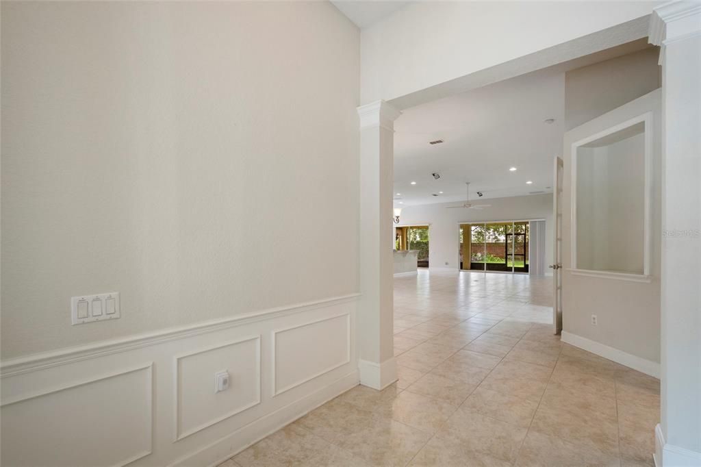 For Sale: $685,000 (3 beds, 3 baths, 2534 Square Feet)