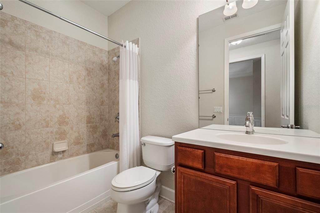 For Sale: $685,000 (3 beds, 3 baths, 2534 Square Feet)