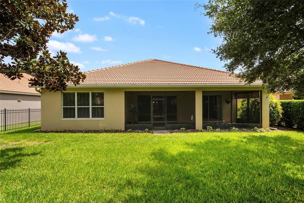 For Sale: $685,000 (3 beds, 3 baths, 2534 Square Feet)