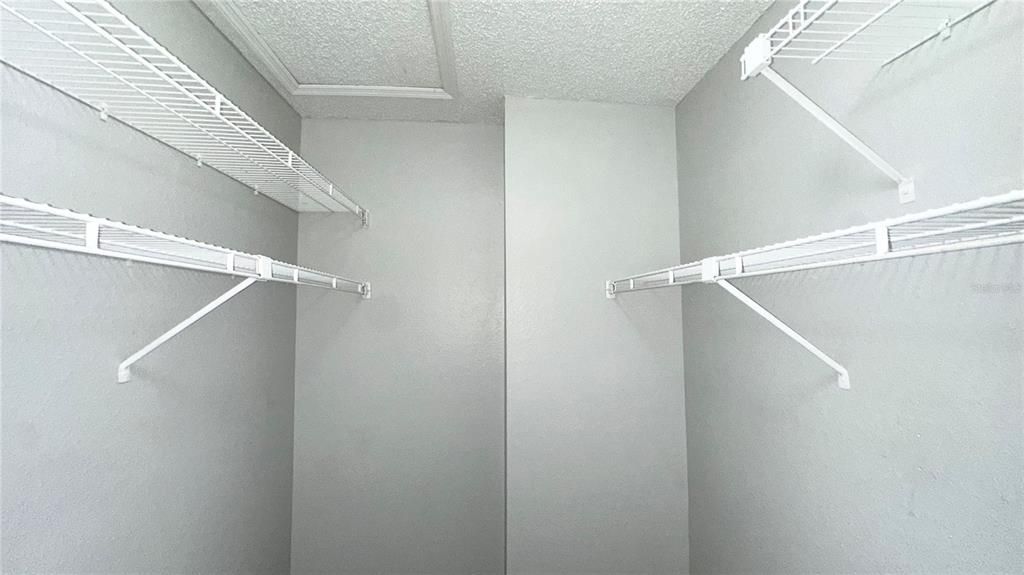 For Rent: $1,399 (1 beds, 1 baths, 759 Square Feet)
