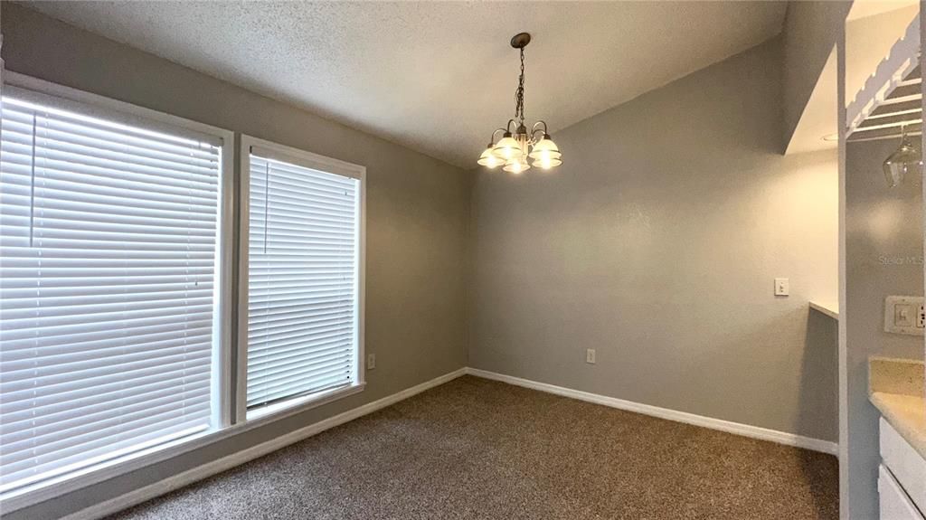 For Rent: $1,399 (1 beds, 1 baths, 759 Square Feet)