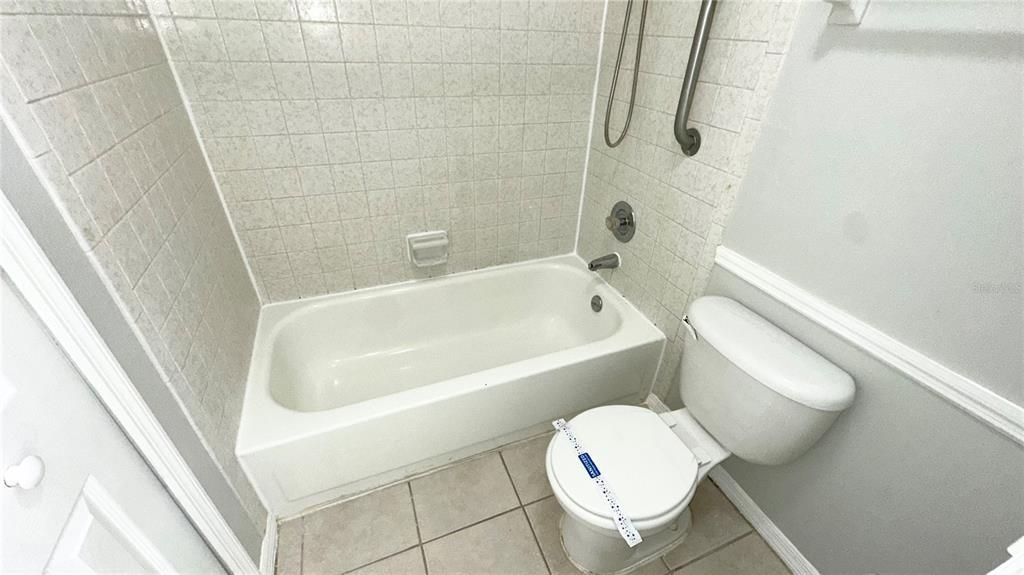 For Rent: $1,399 (1 beds, 1 baths, 759 Square Feet)