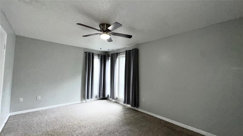 For Rent: $1,399 (1 beds, 1 baths, 759 Square Feet)