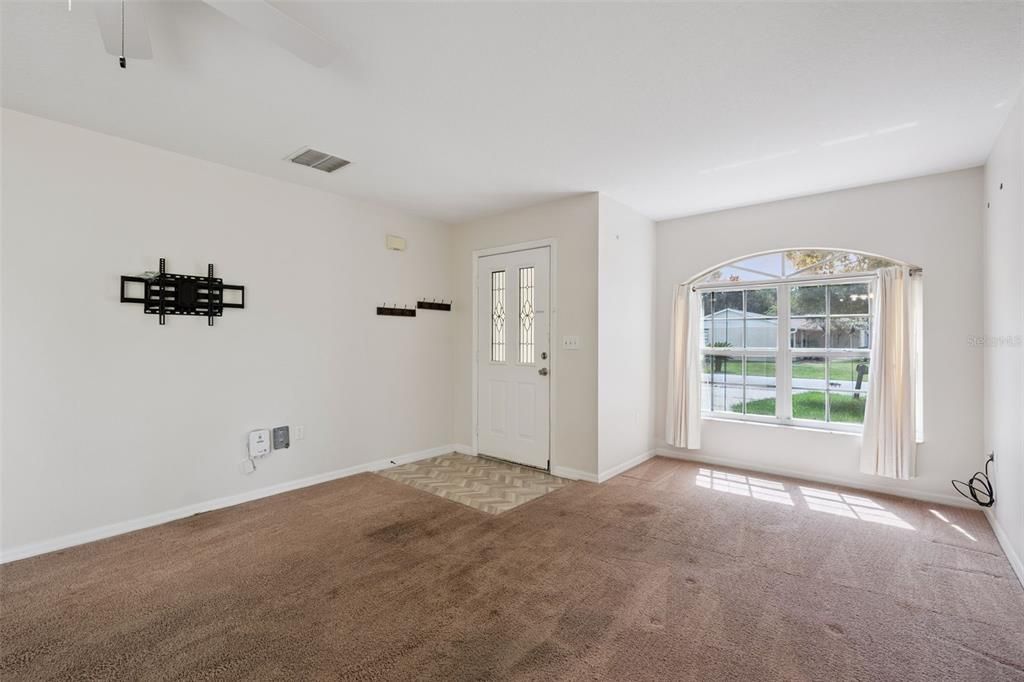 En Venta: $350,000 (3 camas, 2 baños, 1312 Pies cuadrados)