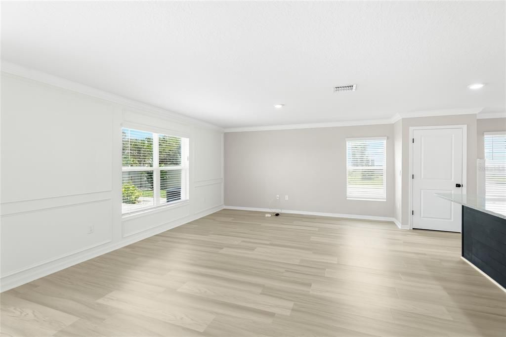 For Sale: $499,000 (4 beds, 2 baths, 2260 Square Feet)