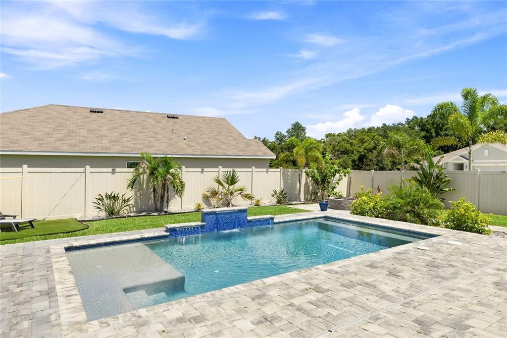 For Sale: $499,000 (4 beds, 2 baths, 2260 Square Feet)