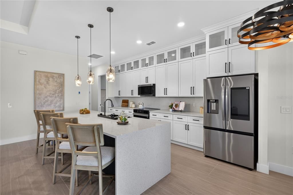 For Sale: $750,000 (4 beds, 4 baths, 2399 Square Feet)