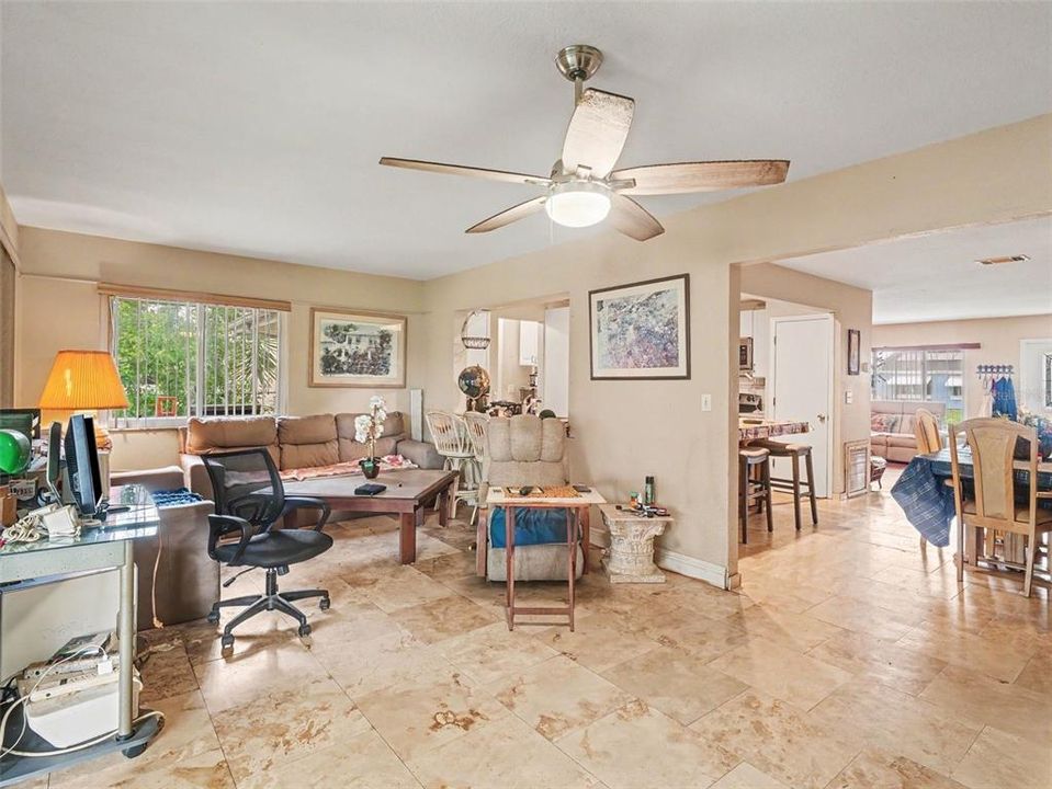 For Sale: $220,000 (3 beds, 2 baths, 1634 Square Feet)