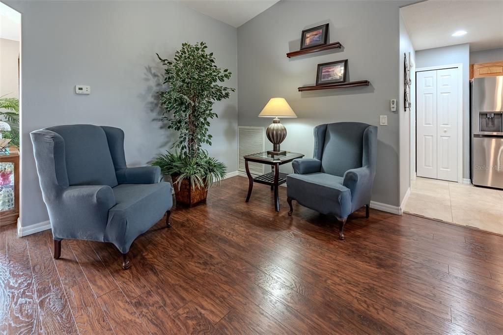 For Sale: $279,900 (3 beds, 2 baths, 1646 Square Feet)