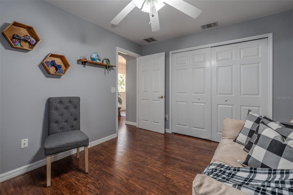 For Sale: $279,900 (3 beds, 2 baths, 1646 Square Feet)