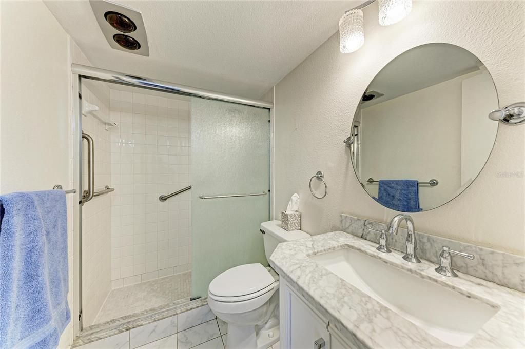 For Sale: $240,000 (2 beds, 2 baths, 1118 Square Feet)