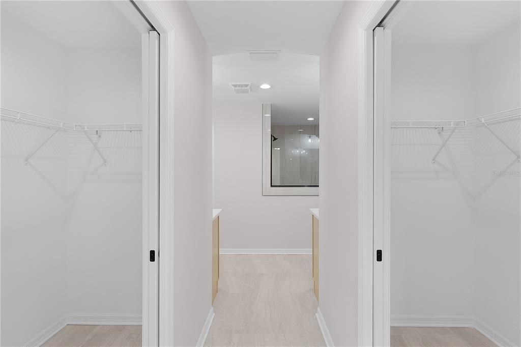 For Sale: $325,000 (3 beds, 2 baths, 1579 Square Feet)